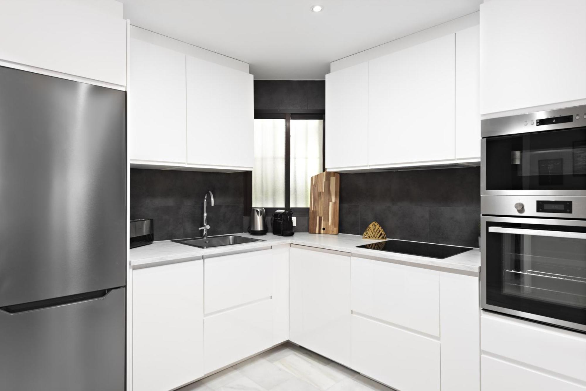 Two Bedroom In Puerto Banus With Terrace Apartamento *